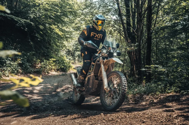 qb08